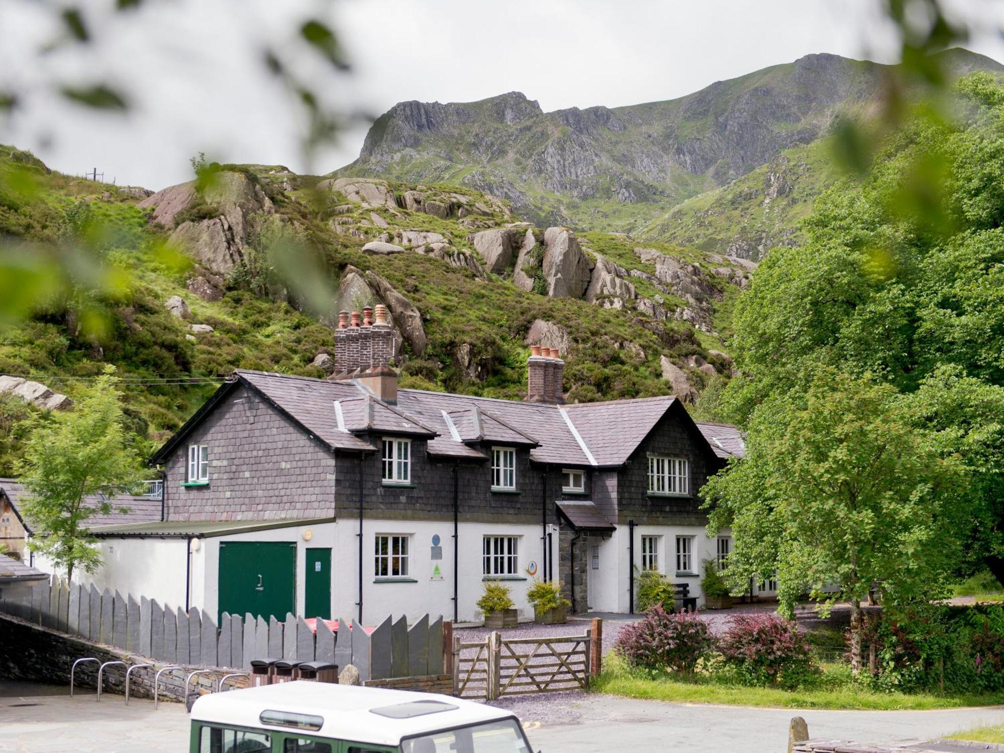 Yha Idwal Cottage Bethesda Exterior photo